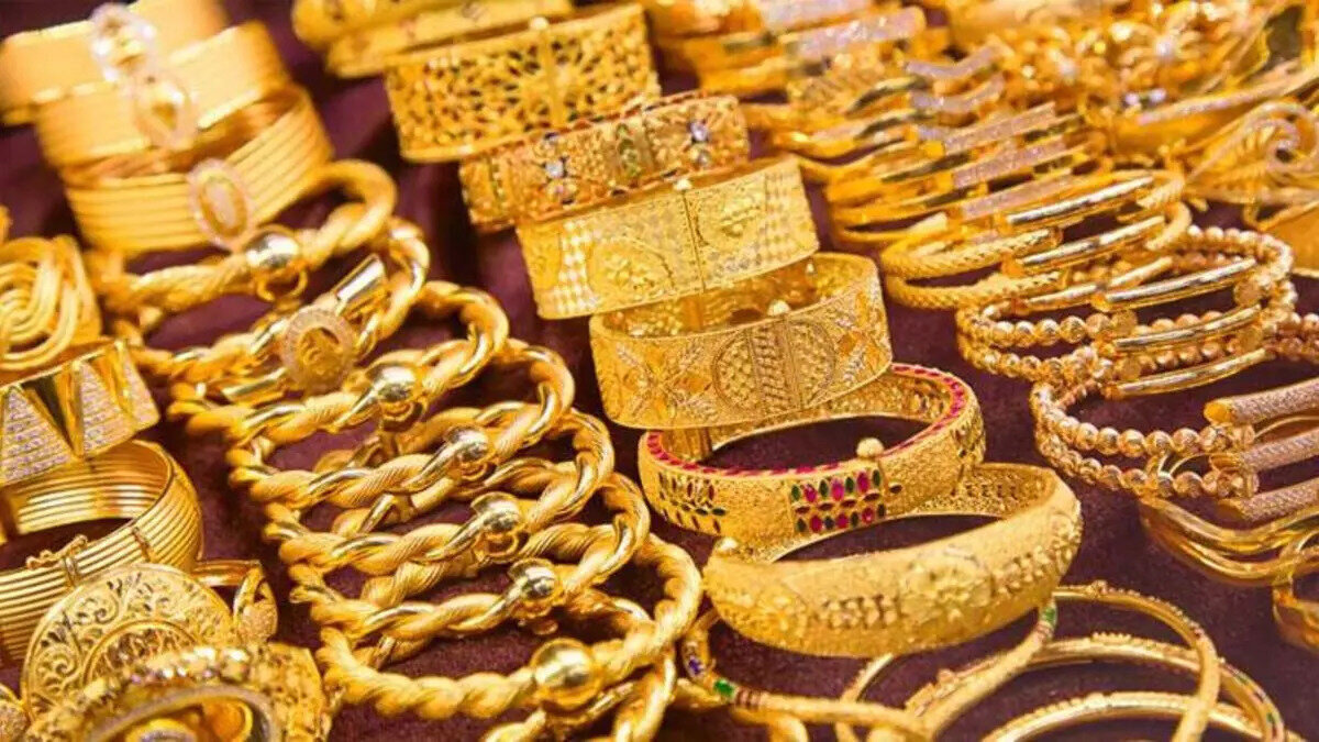 Gram altın 5400 tl sınırını aşmak üzere. ONS Satış Fiyatı 3887 civaında seyrediyor. Peki Gram altın, çeyrek yarım tam altın fiyatları ne kadar? 