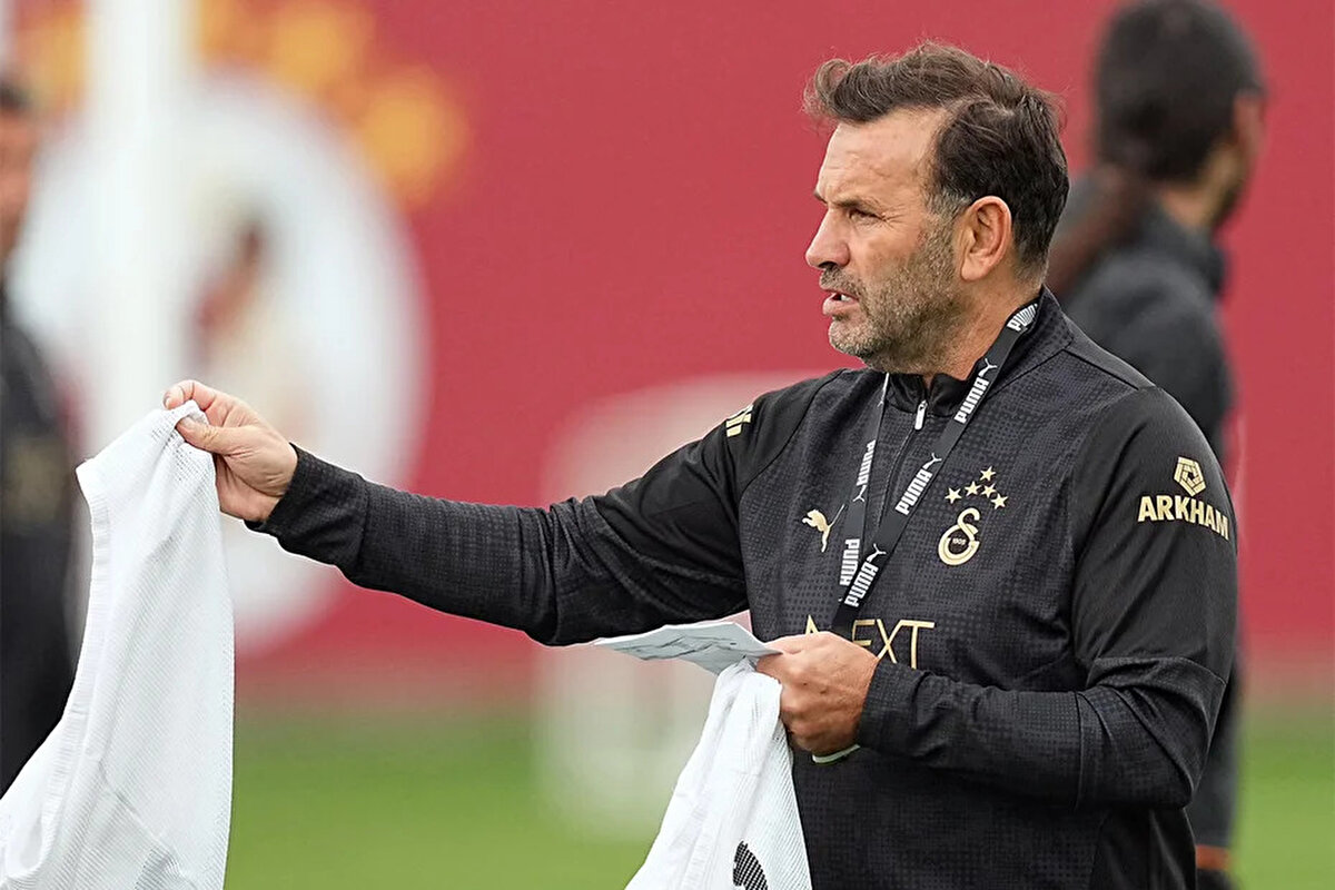 Haber detayında Okan Buruk'un 140 milyon TL olan yıllık ücretinin 200 milyon TL'ye yükseltildiği belirtildi.<br><br>