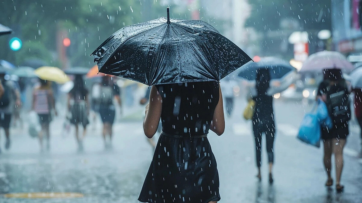 BATI KARADENİZ<br><br>Parçalı ve çok bulutlu. Bölge genelinde (Sinop hariç) aralıklı sağanak bekleniyor.<br><br>Bolu: 23°C – Sağanak yağışlı<br><br>Düzce: 26°C – Sağanak yağışlı<br><br>Sinop: 26°C – Parçalı ve çok bulutlu<br><br>Zonguldak: 22°C – Sağanak yağışlı