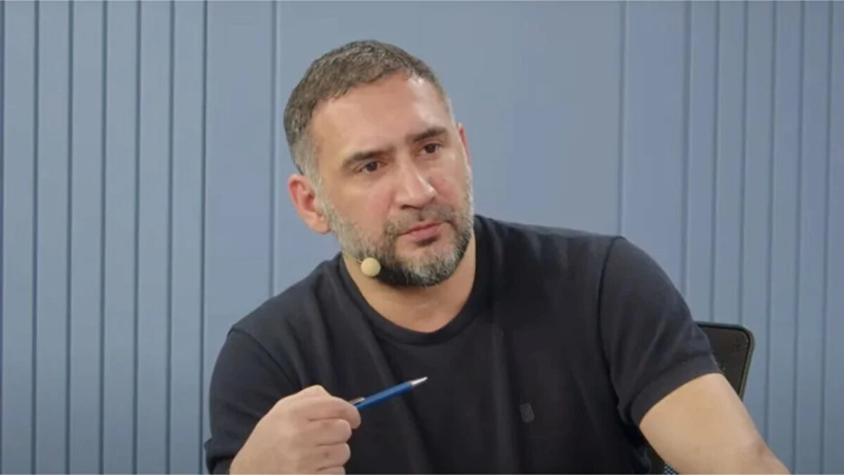 Galatasaray cephesine de değinen Karan, Okan Buruk’un değişiklik konusunda geç kaldığını söyledi: