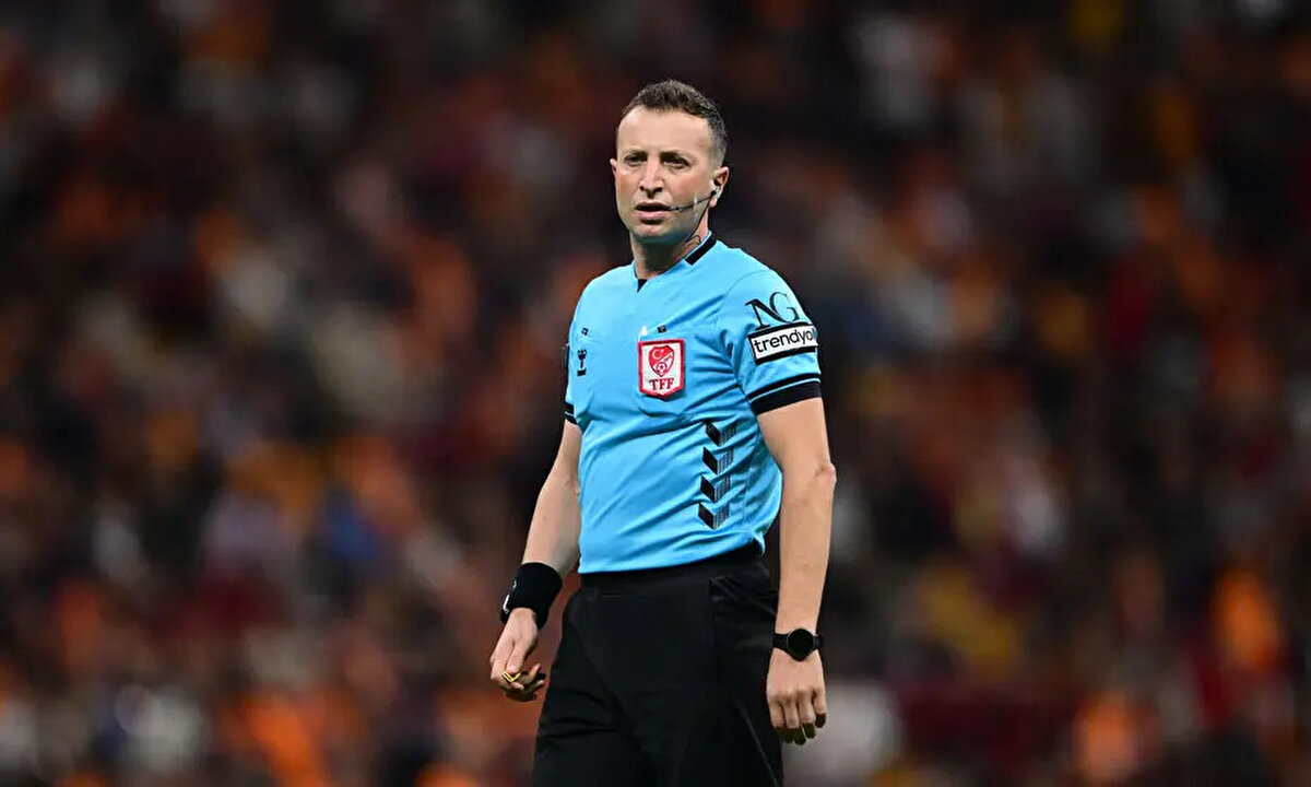 RAMS Park'da 20.00'de başlayacak maçı Yasin Kol yönetecek ve yardımcılıklarını, Abdullah Bora Özkara ve Bahtiyar Birinci üstlenecek.<br><br>