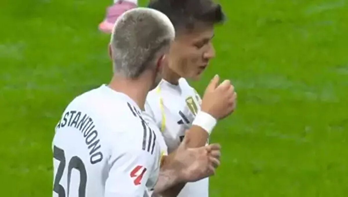 İspanyol basını bu anlarda ikili arasında gerginlik yaşandığını iddia etti. İki oyuncu da Ayrıca iki ismin de İspanyol devinin ümit beslediği isimler olduğu eklendi.