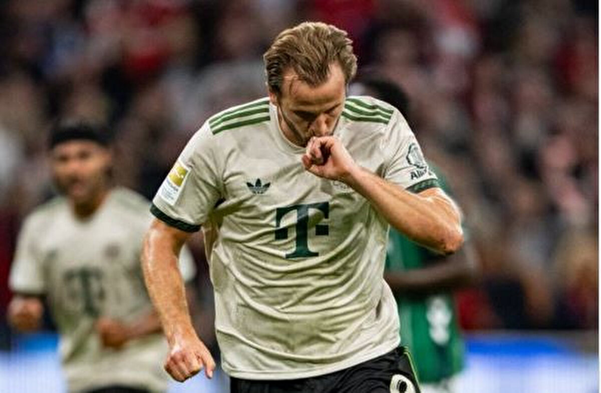 Bild Futbol Editörü Christian Falk, canlı yayında yaptığı açıklamada Harry Kane için Al-Hilal'in masaya inanılmaz bir teklif koyduğunu söyledi.<br><br>