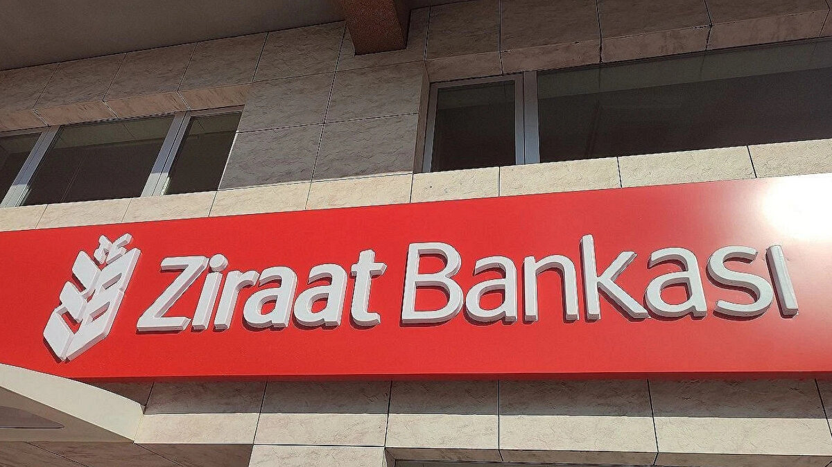 Kamu bankaları avantajlı faizlerle öne çıkıyor<br><br>Ziraat Bankası, Vakıfbank ve Halkbank, programın merkezinde yer alıyor. Kamu bankaları maaş müşterilerine özel faiz indirimi ve 60 aya kadar vade seçenekleri sunuyor.