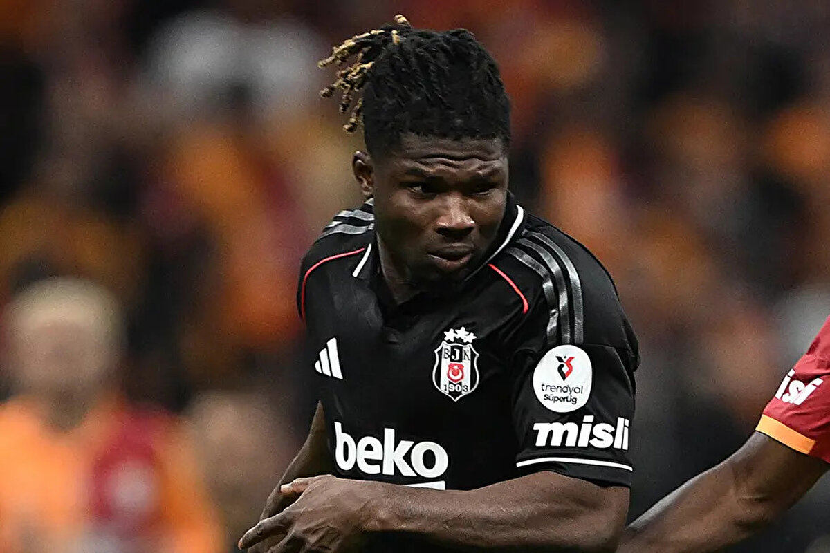 90. dakikada El Bilal Toure'nin Sallai'ye yaptığı müdahale<br><br>Bülent Yıldırım: "Göze kasıtlı müdahale, kırmızı kart."<br>Bahattin Duran: "Göze parmaklarını soktu. Direkt kırmızı kart."<br>Deniz Çoban: "Net kırmızı kart bu."<br><br><br><br>