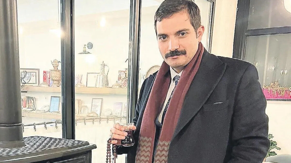 2023 genel seçimlerinde MHP İstanbul milletvekili adayları arasında yer aldı.<br>Serdar Öktem, özellikle Sinan Ateş cinayeti ile ilgili dosya ve soruşturmalarda ön planda yer aldı.