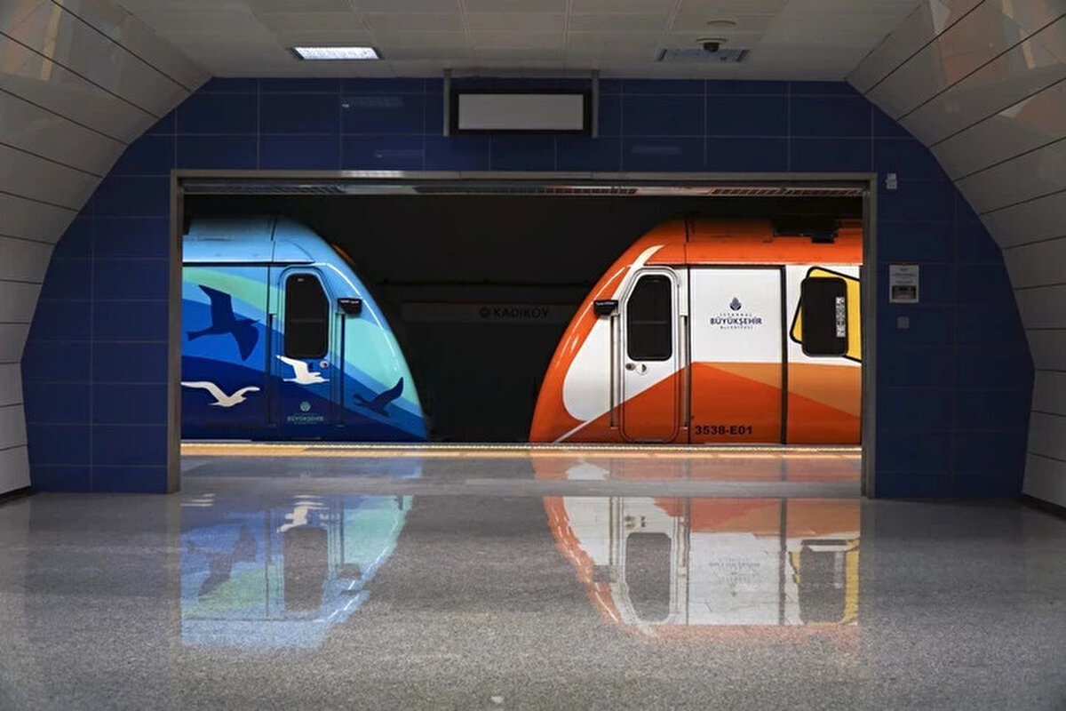 6 Ekim İstanbul’un Kurtuluşu Etkinlikleri ve Ulaşım Kolaylığı<br><br>İstanbul’un kurtuluşu dolayısıyla kentin birçok noktasında kutlama etkinlikleri, konserler ve törenler düzenlenecek. Yoğunluk yaşanabileceği için İBB, vatandaşların özel araç yerine toplu ulaşımı tercih etmesini öneriyor.v