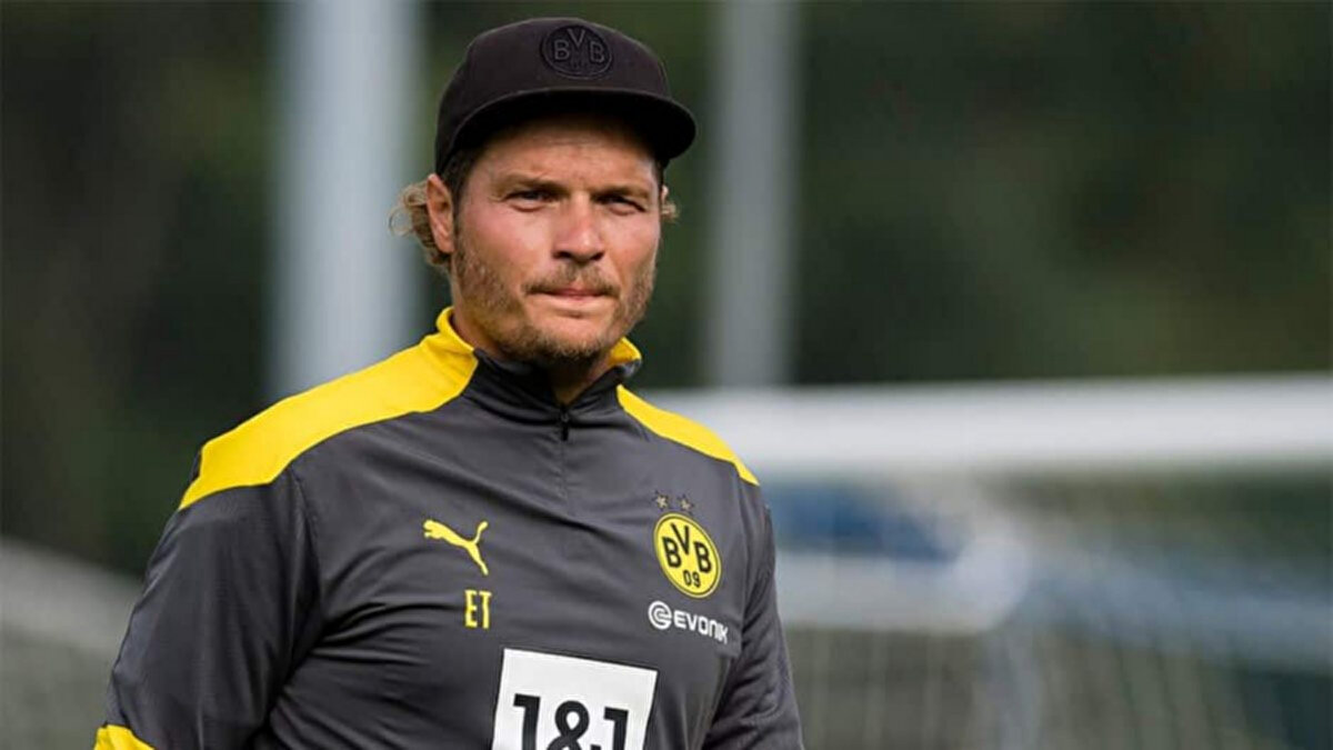 Galatasaray’ın Şampiyonlar Ligi’ndeki rakiplerinden Monaco’da teknik direktör değişikliği gündeme geldi.