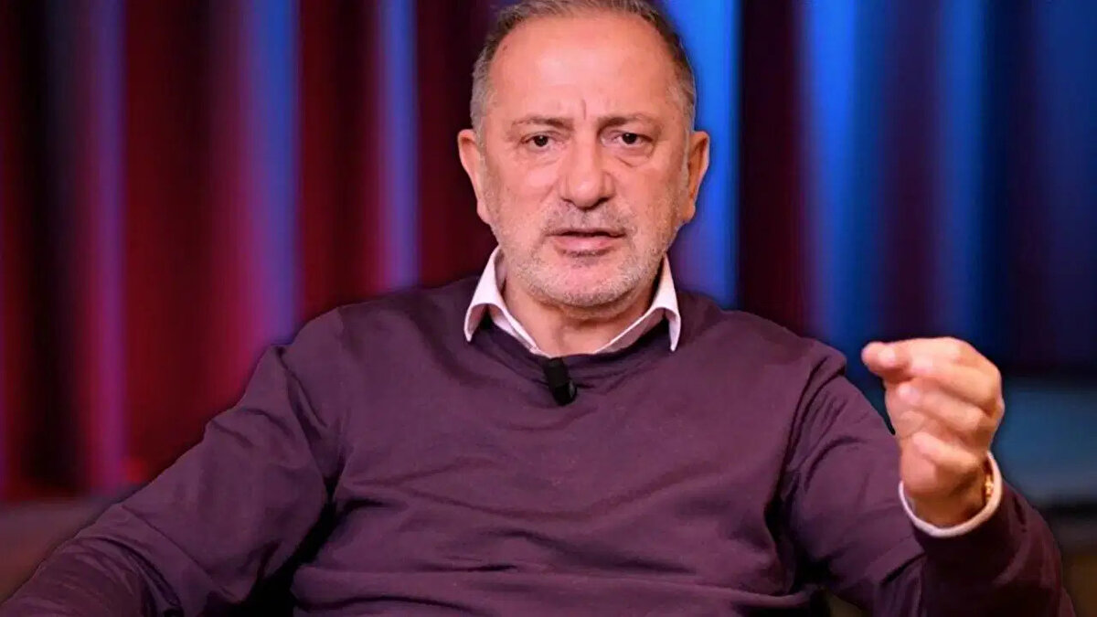 "HEP BERABER BİZE BİRAZ MÜSAADE"<br><br>Altaylı, ekibine de dinlenmeleri için izin verdiğini belirterek, “Hep beraber bize biraz müsaade. Herkese bol bol sevgi, selam…” sözleriyle mektubunu noktaladı.