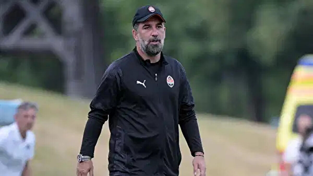 "Kesin olarak söyleyebileceğim şey, milli maçlar için verilen aradan sonra, bugünkü maçtan hep birlikte öğrenmemiz gereken birçok ders çıkaracağımızdır."