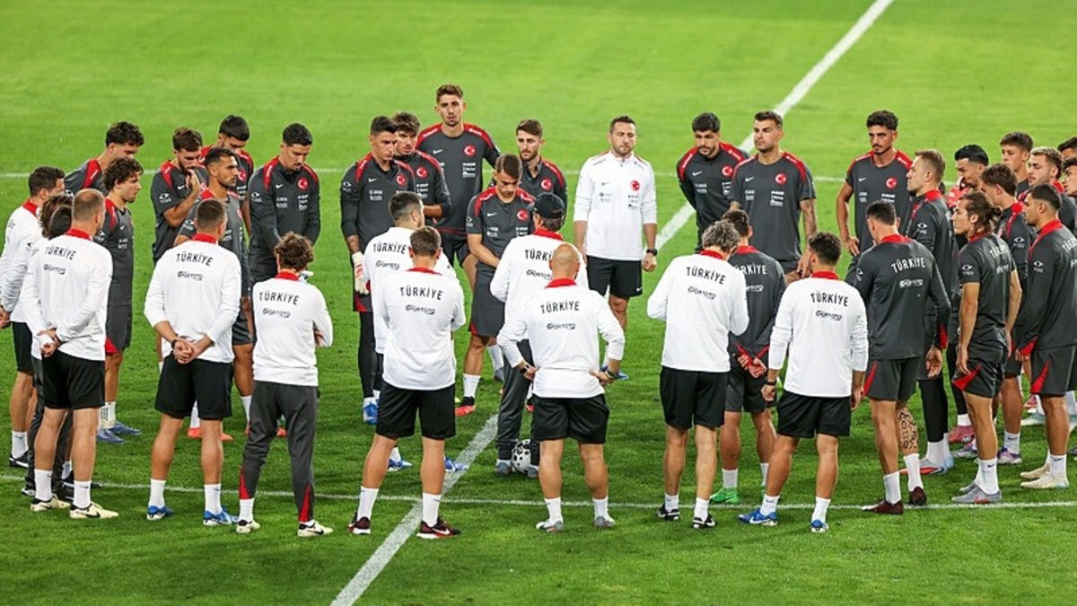 Milli ara ne zaman bitiyor?<br><br>5 Ekim’de başlayan milli ara, 18 Ekim’de oynanacak Konyaspor–Kocaelispor maçıyla sona erecek. Böylece Trendyol Süper Lig’de 9. hafta heyecanı yeniden başlayacak.