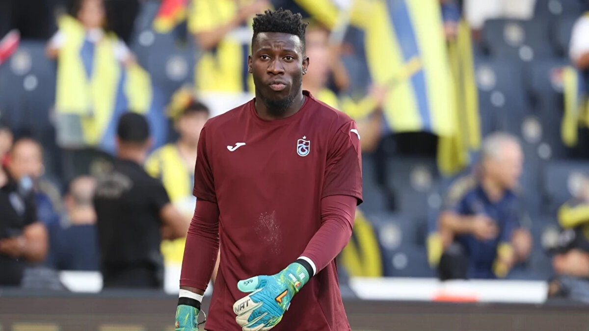 Öte yandan haberde  Kamerunlu kaleciye Manu'da kazandığı haftalık 120 bin sterlinden daha fazla maaş verildiği, dolayısıyla Onana ile anlaşmanın zor olmadığı yazıldı.