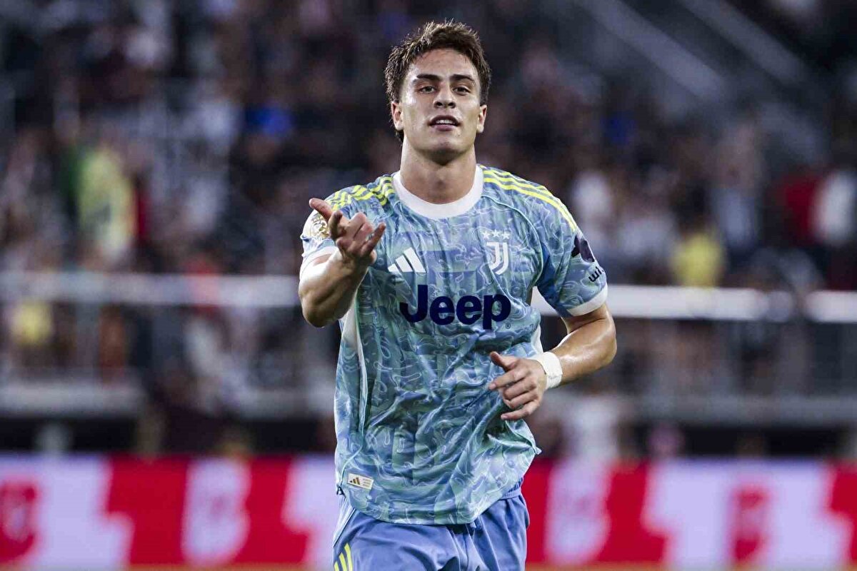 İtalyan devi Juventus'ta forma giyen sezon fırtına gibi başlayan Kenan Yıldız adından söz ettirmeye devam ediyor. 