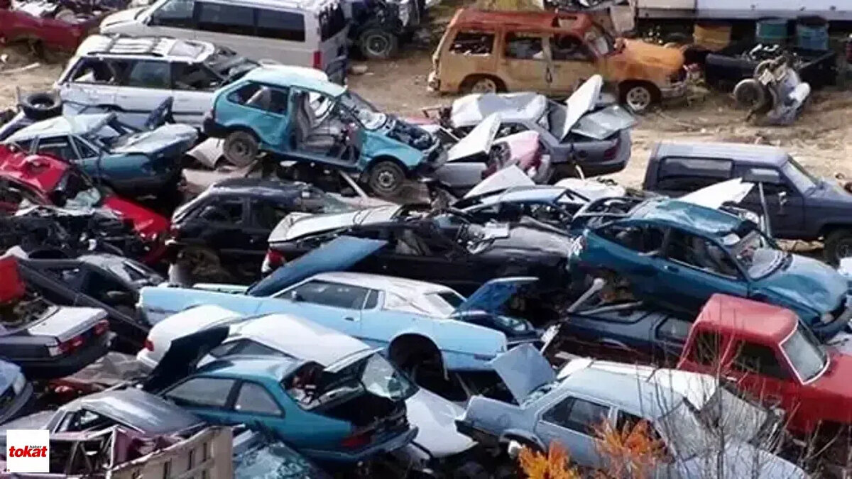 Togg T10X<br><br>Toyota CH-R<br><br>Hyundai Bayon<br><br>Hyundai i20<br><br>Hyundai i10<br><br>Ford Tourneo Custom<br><br>Ford E-Transit<br><br>Ford Transit<br><br>Fiat Fiorino<br><br>Fiat Egea Cross<br><br>Fiat Egea<br><br>Volkswagen Transporter<br><br>Bu araçlar, kanun teklifi onaylandığında ÖTV indirimi ve hurda desteği ile satın alınabilecek.