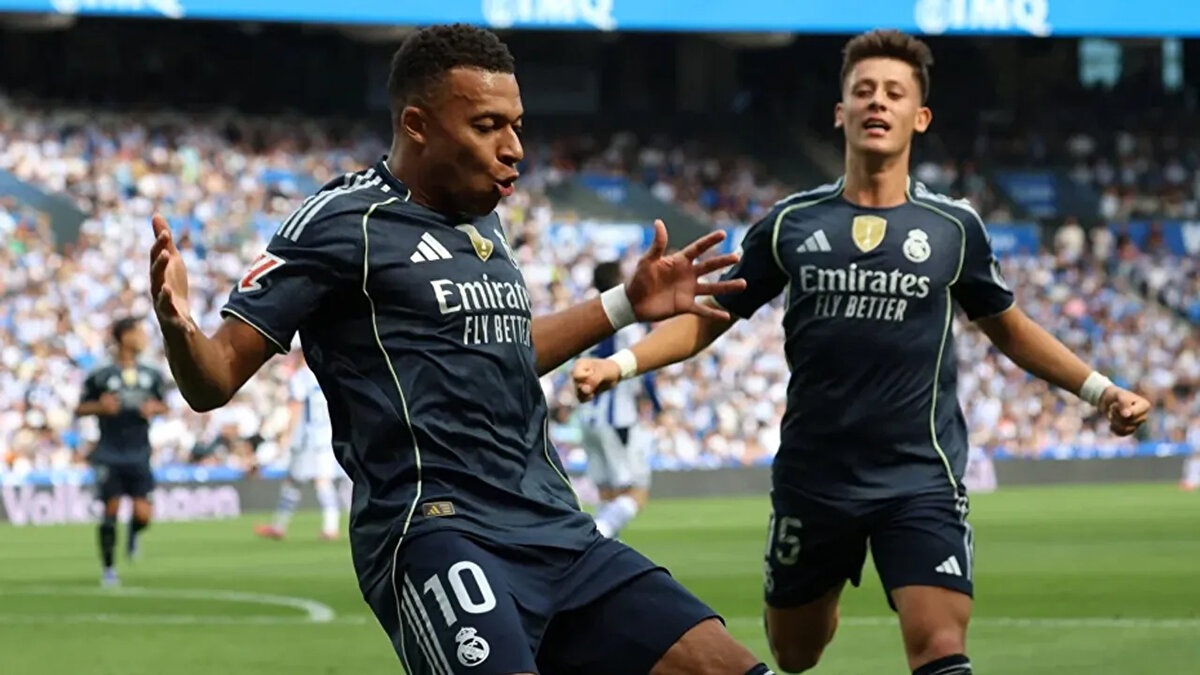 Real Madrid oyun planlarında artık ciddi roller alan Arda Güler, İspanyol teknik adam Xabi Alonso'nun en çok güvendiği oyuncular arasına girmeyi başardı. 