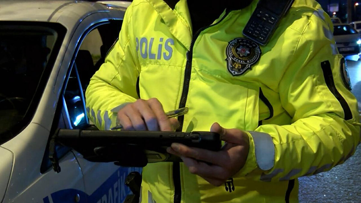 40. Bayrampaşa – Bayrampaşa Polis Merkezi Amirliği: 1.994 suç