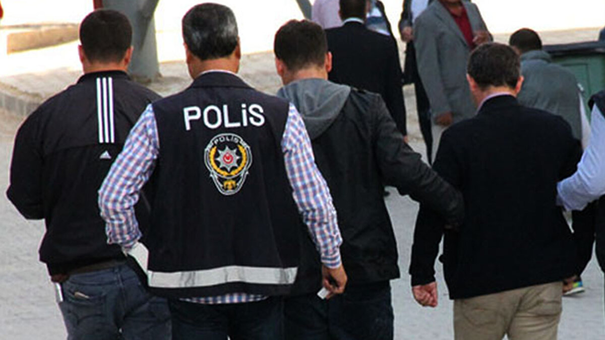 4. Zeytinburnu – Zeytinburnu Şehit Bülent Üstün Polis Merkezi Amirliği: 3.075 suç