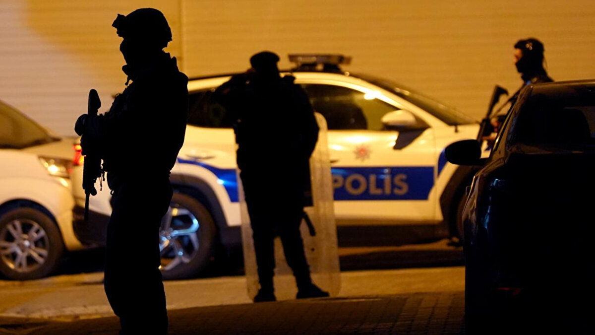 25. Tuzla – Tuzla Polis Merkezi Amirliği: 2.241 suç