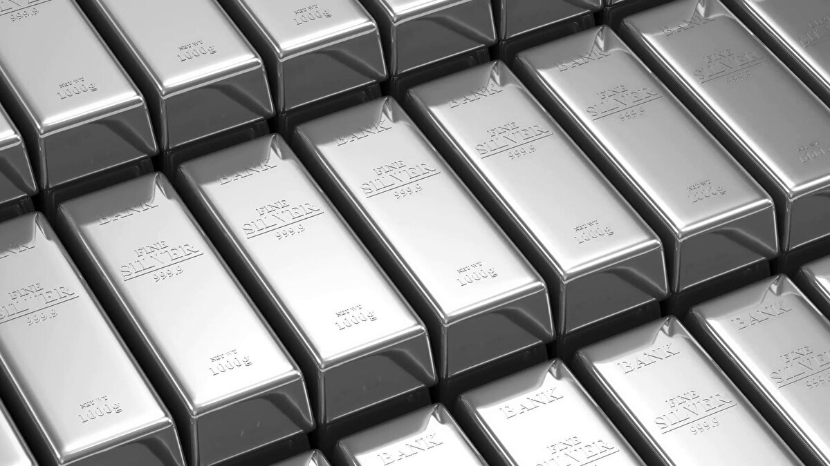 Bu nedenle, fiyatların yeni bir yükseliş ivmesi kazanmadan önce kısa vadeli bir düzeltme veya hafif bir geri çekilme yaşaması olası görünüyor. Yatırımcıların, bu tür bir dengeleme sürecinin ardından pozisyon almaları daha sağlıklı bir strateji olacaktır.