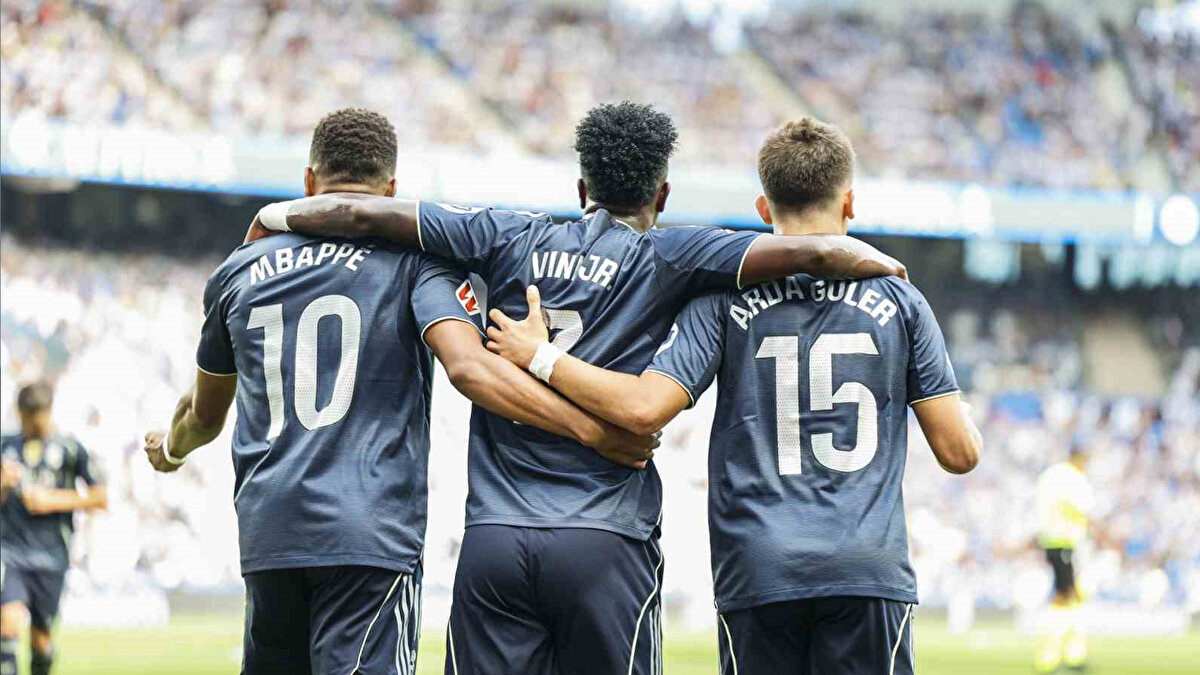 Arda Güler ile benzer pozisyonlarda oynanan Nico Paz'ın sezon sonuna kadar performansı yakından takip edilecek. Xabi Alonso'nun Paz'ı beğenmesi halinde transferin gerçekleşebileceği de iddia edildi.