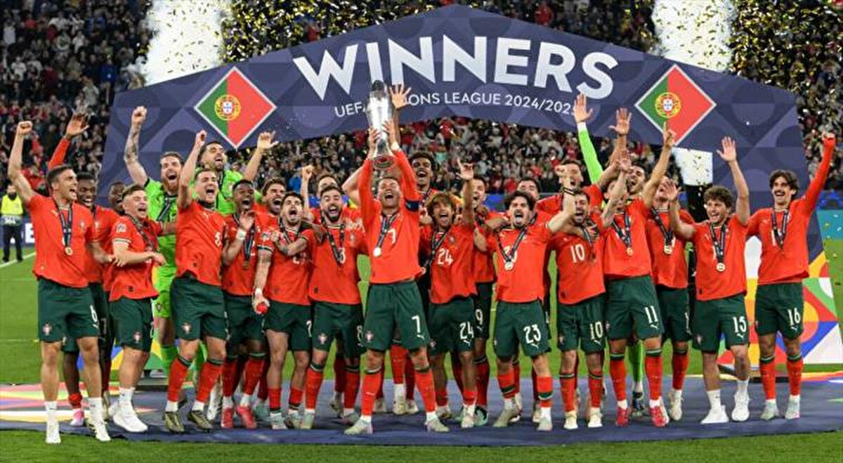 4-)Portekiz<br><br>954 milyon euro