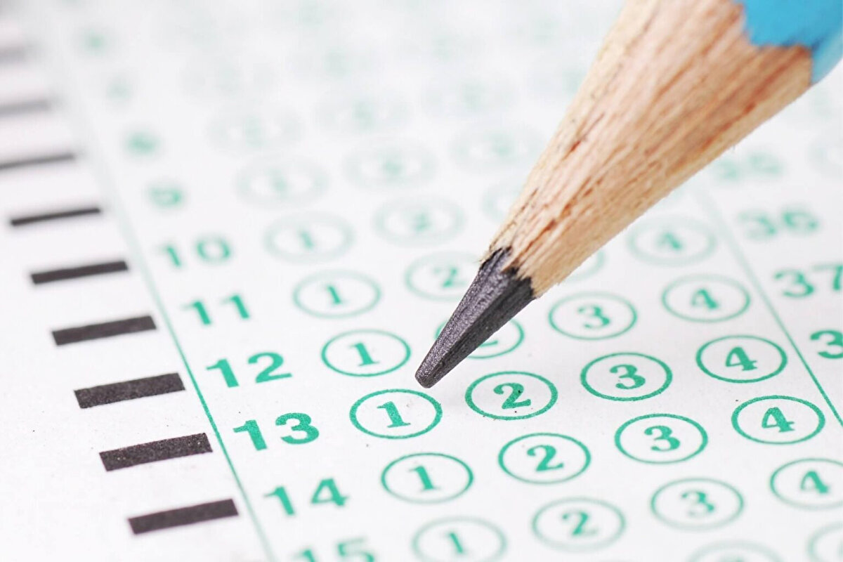 a) Tablo-1’de yer alan yükseköğretim lisans programlarını; ilgili puanı hesaplanmış, ön lisans mezuniyet alanı Tablo-2’ye uygun tüm adaylar tercih edebilecektir.<br>b) Kontenjanlara yerleştirme yapılırken taban puan şartı aranmayacaktır.<br>c) Ek yerleştirmede adaylar en fazla 30 tercih yapabileceklerdir.<br>