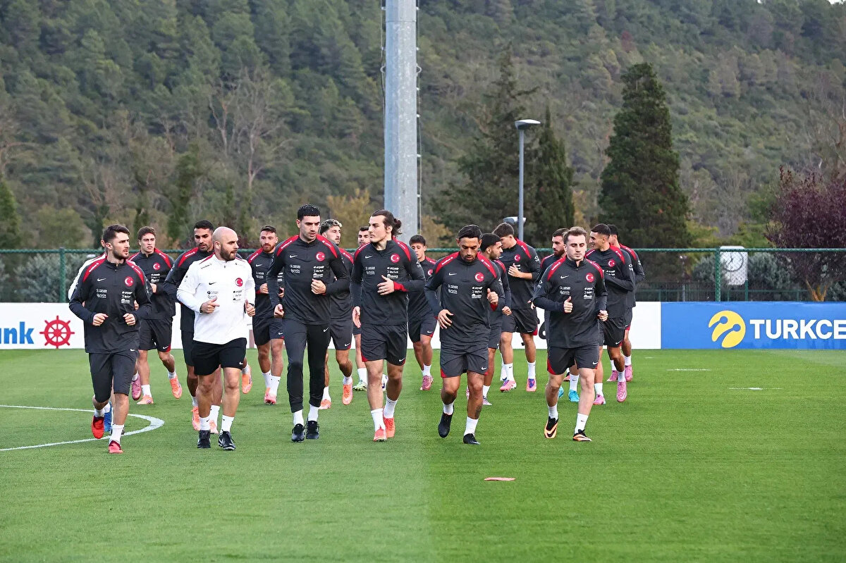 E Grubu Güncel Puan Durumu<br><br>İspanya – 6 puan<br><br>Gürcistan – 3 puan<br><br>Türkiye – 3 puan<br><br>Bulgaristan – 0 puan