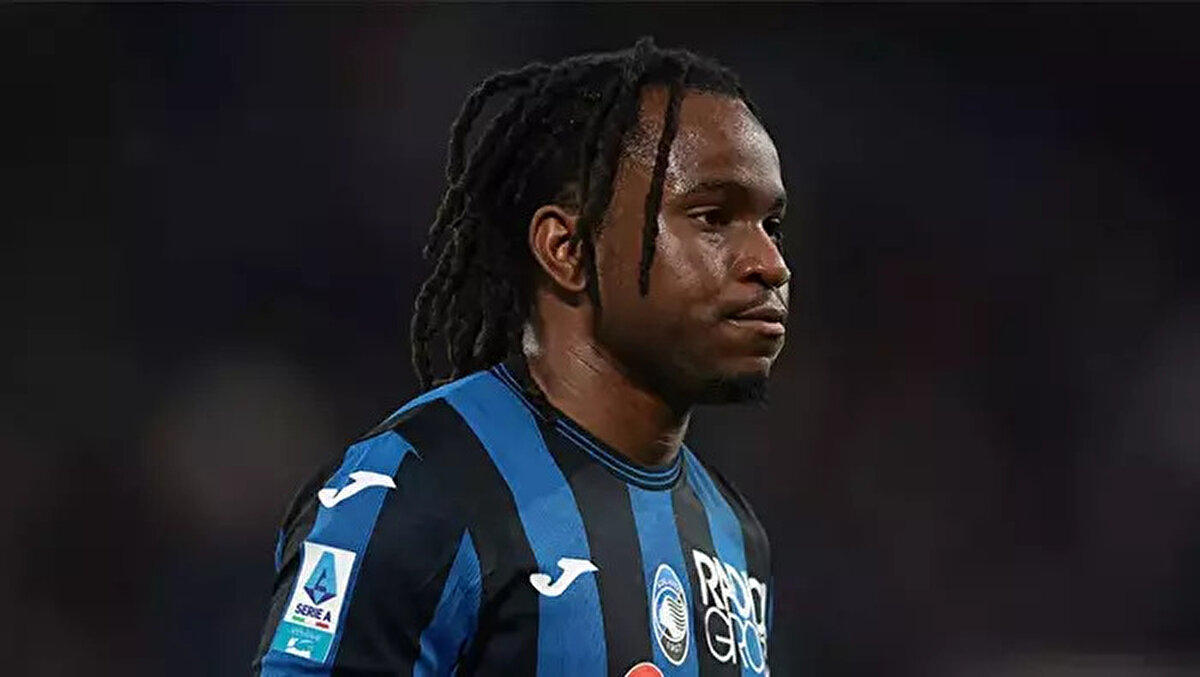 Barış Alper Yılmaz'ın satılması gündemdeyken ismi sık sık konuşulan Lookman hala Galatasaray'ın listesinin en başındaki isimlerden.