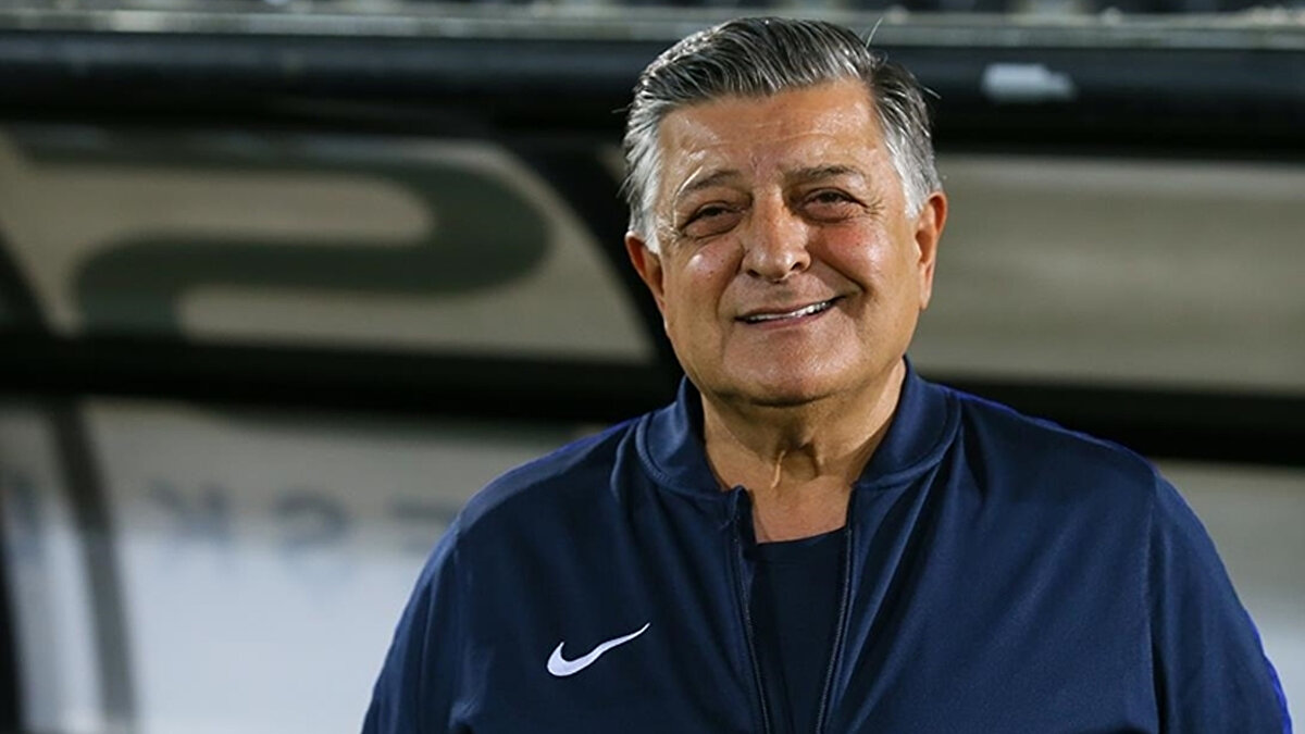 Görevine üç hafta önce gelen Yılmaz Vural'ın aldığı kötü sonuçların ardından Sarıyer yönetimi teknik adam ile yollarını ayırdı.