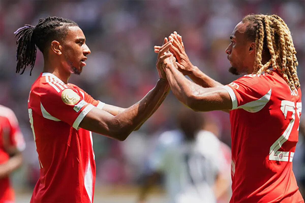 Bavyera ekibinin sportif direktörü Max Eberl, Sacha Boey’in transfer süreciyle ilgili yazın yaşananları anlattı.<br><br>