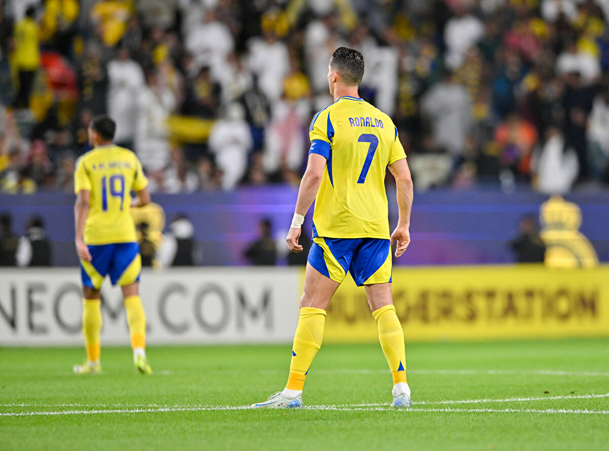 Gol sayıları bakımından tarihsel rekorlar kırdı: Kulüp + milli takım bazında 900+ gol gibi büyük eşikler.<br>