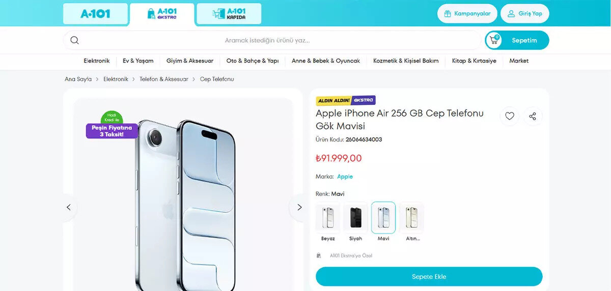 iPhone Air'da Büyük Fiyat Avantajı A101 Ekstra'da<br><br>A101, genellikle gıda ve temel ihtiyaç ürünleriyle anılsa da, son yıllarda teknoloji ürünlerinde de iddialı kampanyalar yapıyor. Son bomba gelişme ise iPhone Air oldu.<br><br>Apple'ın resmi internet sitesinde 97.999 TL olarak listelenen iPhone Air fiyatı, A101'de tam 91.999 TL'ye düşmüş durumda! Bu, tüketiciler için önemli bir tasarruf anlamına geliyor. Güvenilir bir alışveriş deneyimi arayanlar için A101, bu fiyatıyla oldukça cazip bir alternatif sunuyor.