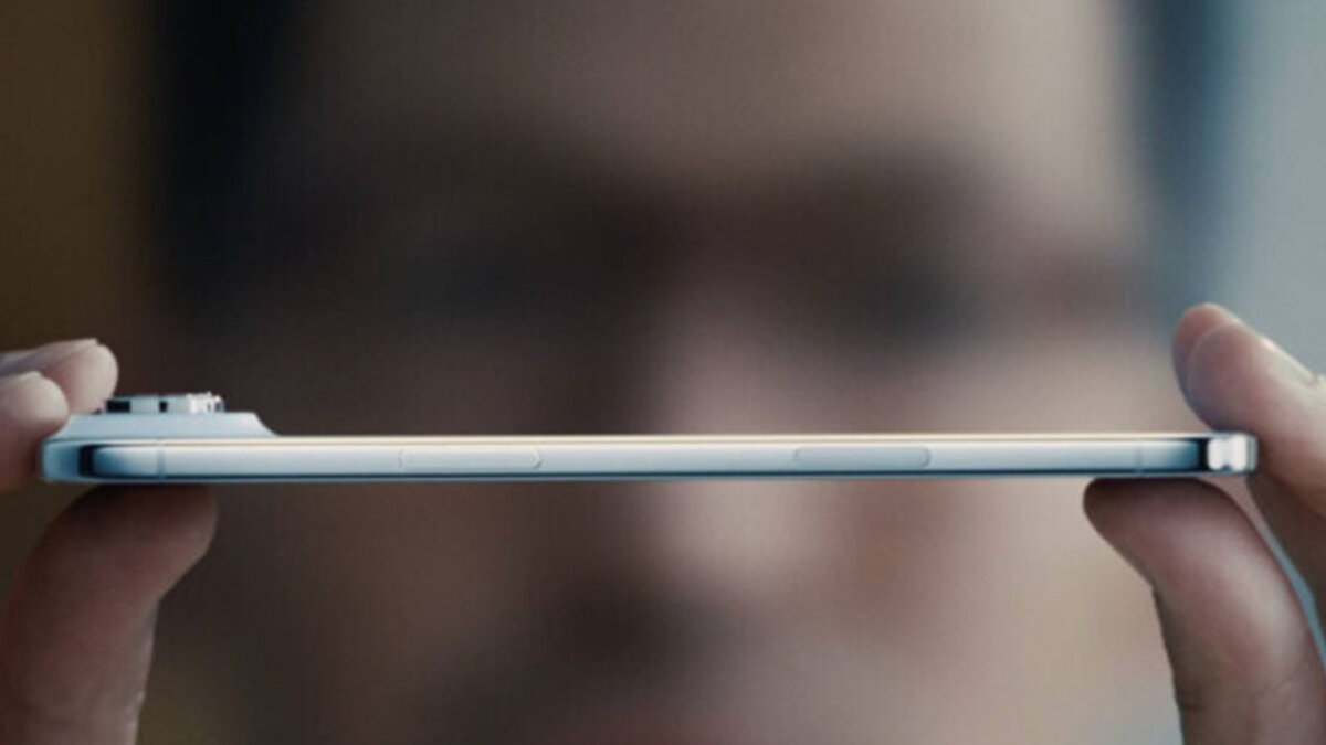 Kaçırılmayacak Bir Teknoloji Fırsatı<br><br>A101'in başlattığı bu kampanya, özellikle yeni bir Apple akıllı telefon almak isteyenler için hem fiyat hem de ödeme koşulları açısından Türkiye'deki en iyi tekliflerden biri olabilir. Hem binlerce lira daha ucuza almak hem de vade farksız 3 ay taksit imkanından yararlanmak için A101 Ekstra'yı ziyaret etmeyi unutmayın.