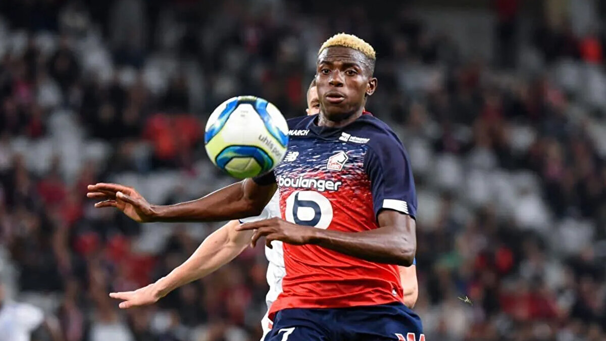 "HİÇBİR ŞEY BİLMİYORDUM"<br><br>"Gerard beni Nice'te buluşmak için aradı. Orada Luis Campos (O dönem Lille'in sportif direktörü) ve Lille'nin başkanı Gerard Lopez de vardı. Bana Napoli'ye transfer olmam gerektiğini, genel bir anlaşmanın yapıldığını ve pandemiden dolayı bunun Lille için iyi bir fırsat olduğunu söylediler. Ama ben hiçbir şey bilmiyordum."<br>