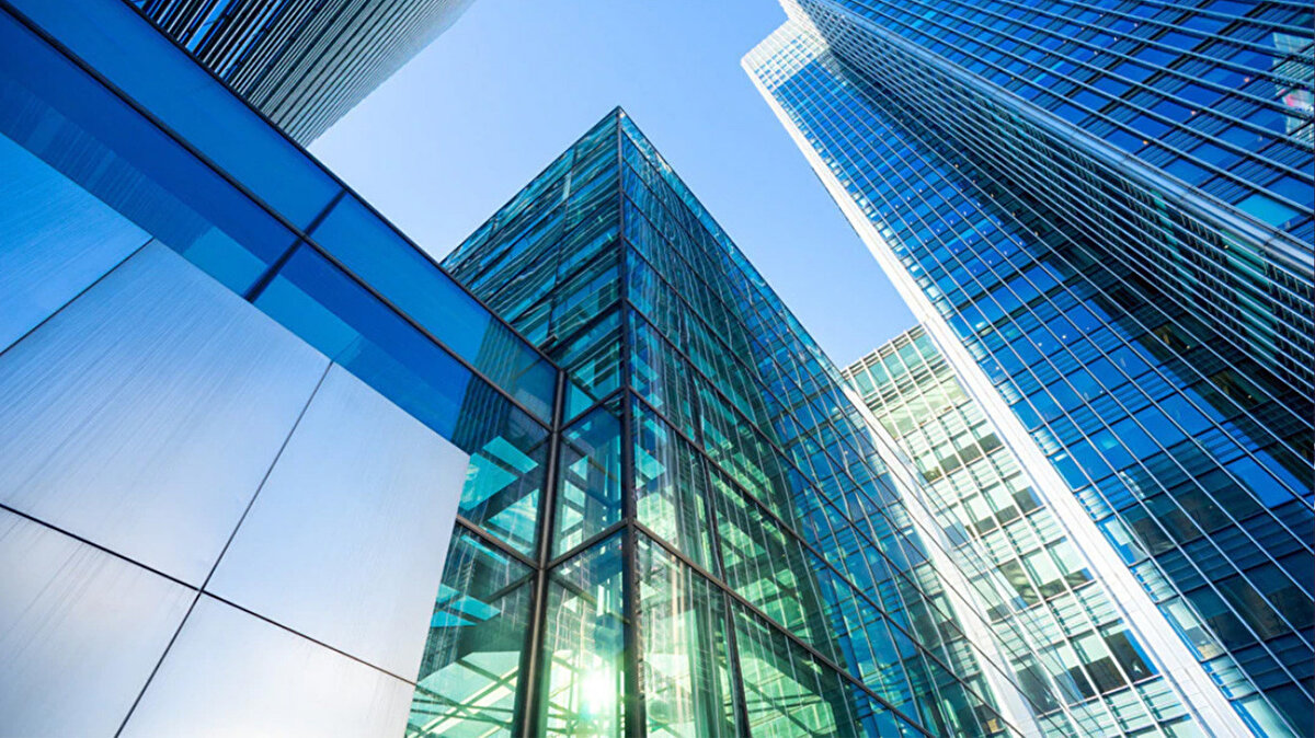 Great Place To Work®, 30 yılı aşkın araştırma deneyimine dayanan metodolojisiyle hazırladığı “Avrupa’nın En İyi İşverenleri 2025” listesini açıkladı.<br>Bu kapsamlı çalışma, Avrupa genelinde 1,5 milyon çalışanın iş yeri deneyimlerini analiz ederek oluşturuldu.<br>Sonuçlar, kıtanın en güvenilir, kapsayıcı ve sürdürülebilir kurum kültürüne sahip 100 işverenini ortaya koydu.