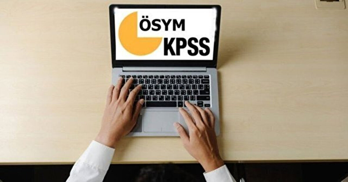 KPSS TERCİH SÜRECİ NE ZAMAN BAŞLAYACAK?<br><br>2025 KPSS sonuçlarının açıklanmasının ardından KPSS tercih ekranı ÖSYM tarafından açılacak.<br>Tercih süreci, genellikle sonuçların ilanından birkaç hafta sonra başlıyor. Adaylar, tercih döneminde kadro ve pozisyon listelerini inceleyerek ÖSYM AİS üzerinden tercih işlemlerini gerçekleştirebilecekler.<br>KPSS tercihlerine ilişkin tarih ve detaylı kılavuz, sonuçların açıklanmasının ardından ÖSYM tarafından paylaşılacak.