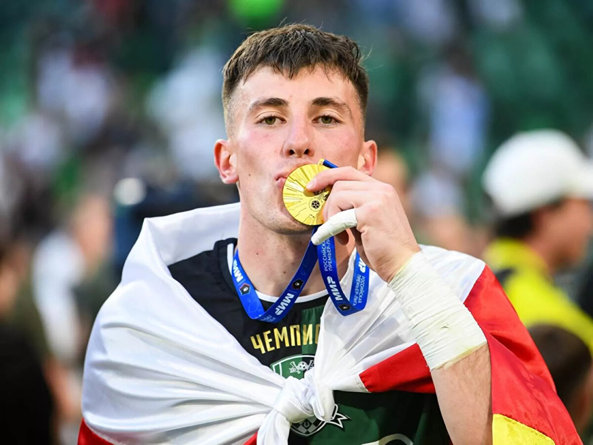 5-) Stanislav Agkatsev<br>(FK Krasnodar)<br><br>11 Maçın 6'sında gole kapattı.