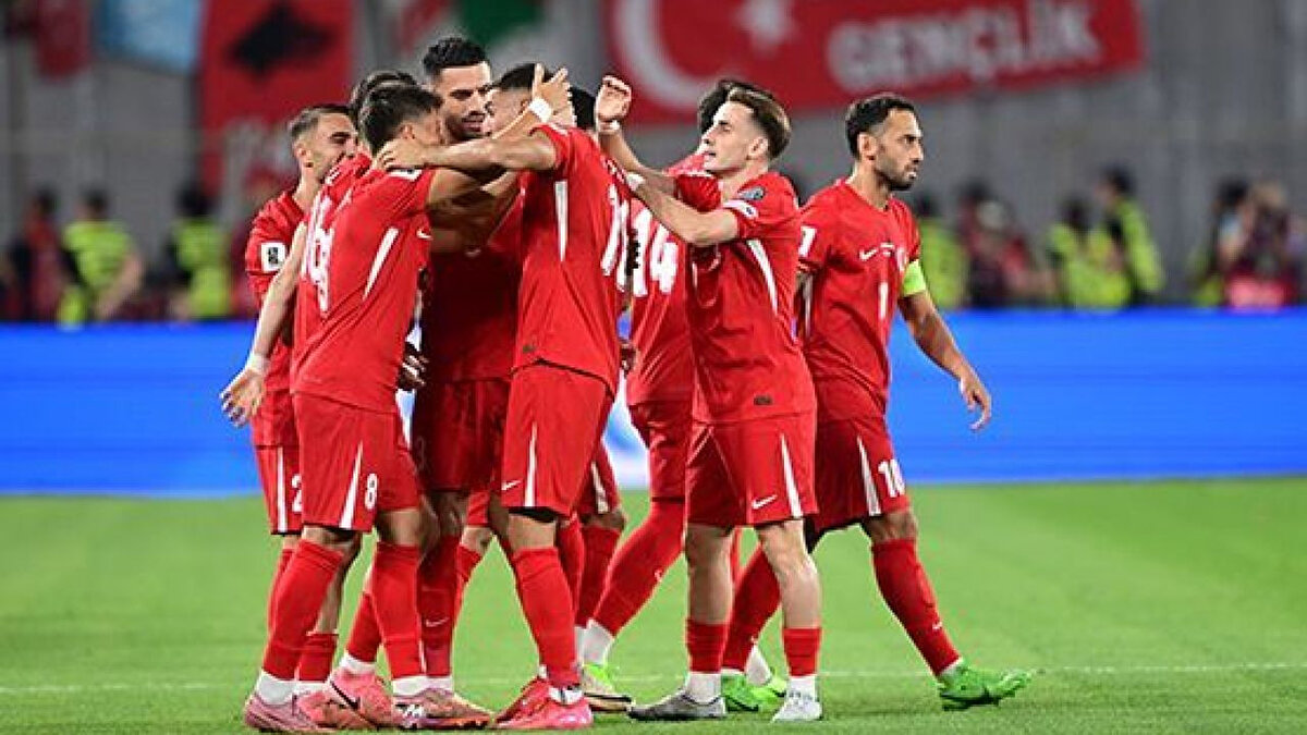 Bulgaristan - Türkiye maçı hangi kanalda yayınlanacak?<br><br>Futbolseverlerin merakla beklediği Bulgaristan - Türkiye maçı canlı olarak TV8 ekranlarından yayınlanacak. Karşılaşma şifresiz olarak izlenebilecek.