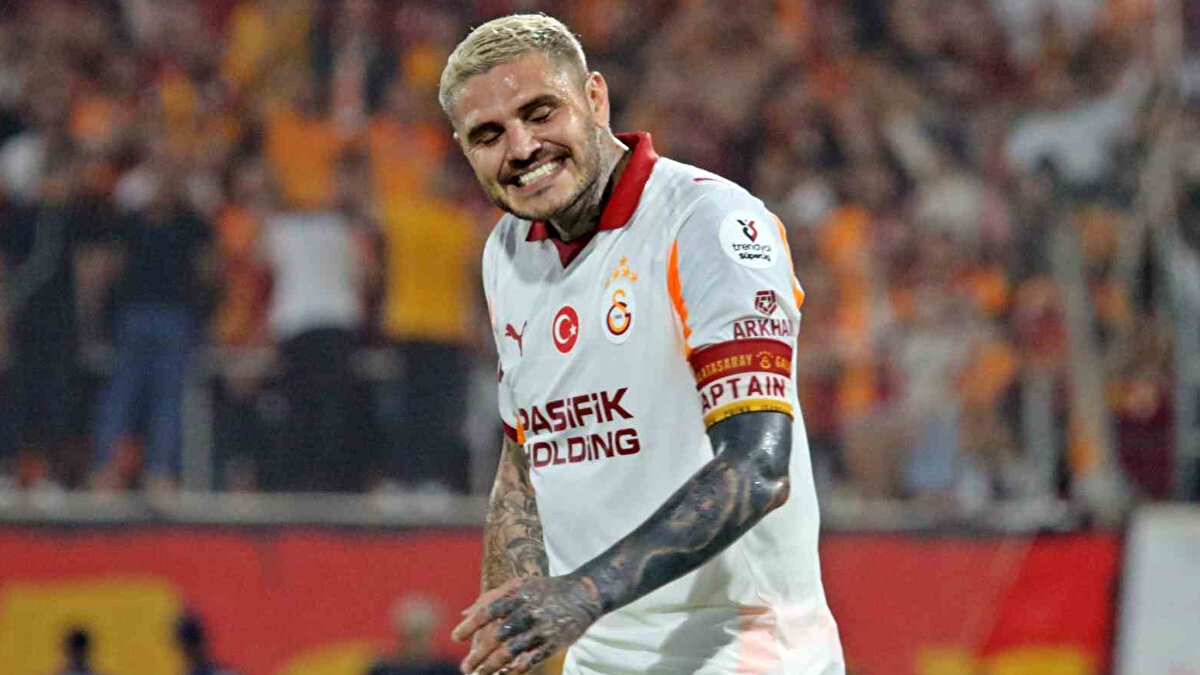 YÖNETİM OCAK AYINA KADAR BEKLEYECEK<br><br>Galatasaray yönetimi, sözleşmesi sezon sonunda sona erecek olan Icardi için kararını verdi. 