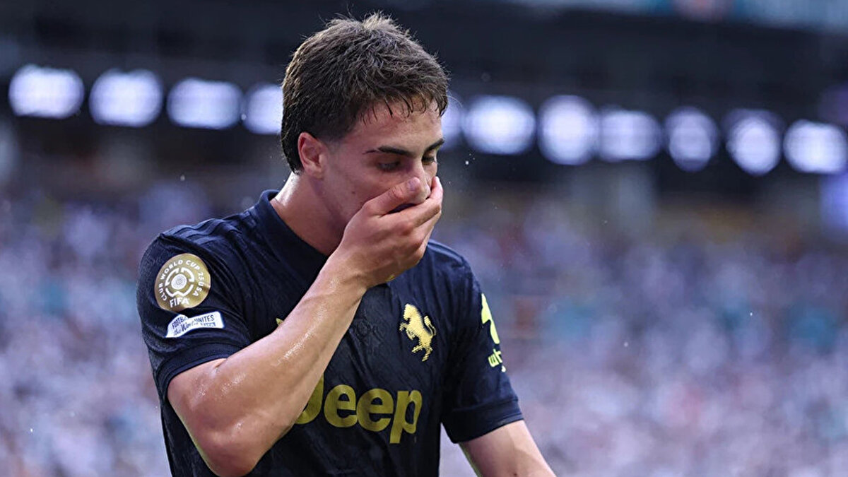 İtalyan basınına yansıyan haberlere göre Arsenal’in sportif direktörü Andrea Berta, 20 yaşındaki Türk futbolcu için 50 milyon euro + Gabriel Jesus’u içeren bir teklif hazırladı.