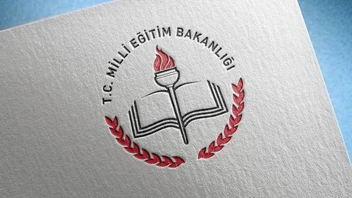 Milli Eğitim Bakanlığı, bu uygulama sayesinde öğretmenlerin öğrencilerin akademik gelişimini sınıf ortamında daha yakından takip edebileceğini; ülke genelinde toplanacak sınav sonuçlarının ise akademik başarı seviyelerinin değerlendirilmesine katkı sağlayacağını belirtti.