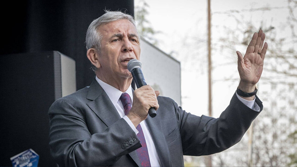 Siyasete Giriş: Ülkü Ocaklarından Belediye Başkanlığına<br><br>Siyasi hayatına gençlik yıllarında Ülkü Ocakları’nda başlayan Yavaş, 1985–1989 arasında Milliyetçi Çalışma Partisi (MÇP) Beypazarı Kurucu İlçe Başkanlığı yaptı.