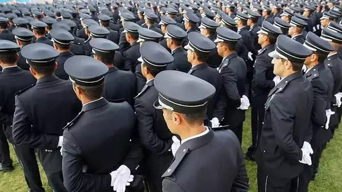 33. Dönem POMEM başvuruları henüz başlamadı.<br>Polis Akademisi tarafından yayımlanacak resmi duyuru sonrasında tarih, başvuru formu, ücret ve diğer detaylar netleşecek.<br>Adayların güncel bilgileri kaçırmamak için www.pa.edu.tr<br> adresini düzenli olarak takip etmeleri önerilir.