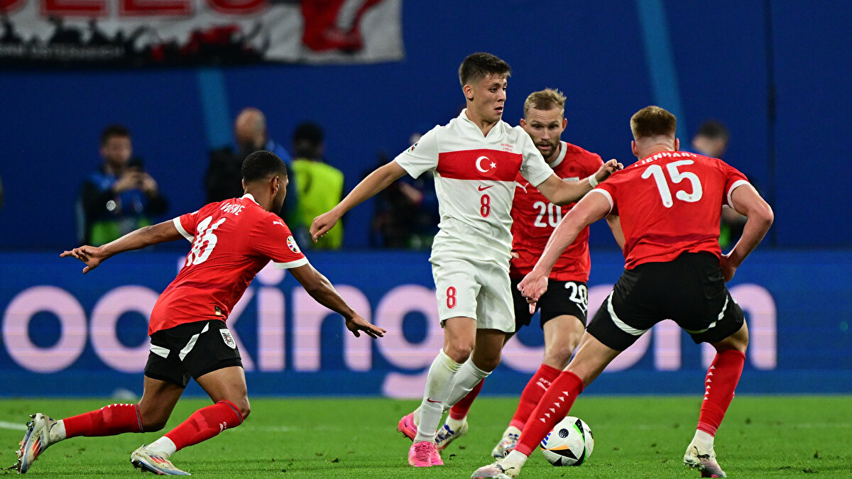 Türkiye: Uğurcan, Mert, Merih, Abdülkerim, Ferdi, İsmail, Hakan, Kenan, Arda, Yunus, Kerem.<br><br>