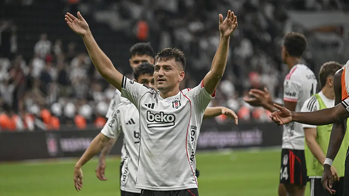 Cengiz Ünder, Beşiktaş formasıyla şu ana kadar dört maçta görev aldı ve bir gol kaydetti.