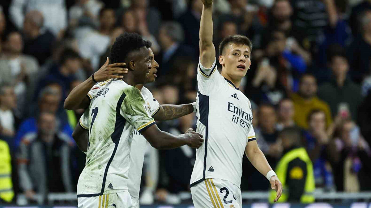 Yeni sezona çok formda bir giriş yapan Real Madrid'de bu sezon en çok konuşulan isimlerden bir tanesi de Arda Güler oluyor. 