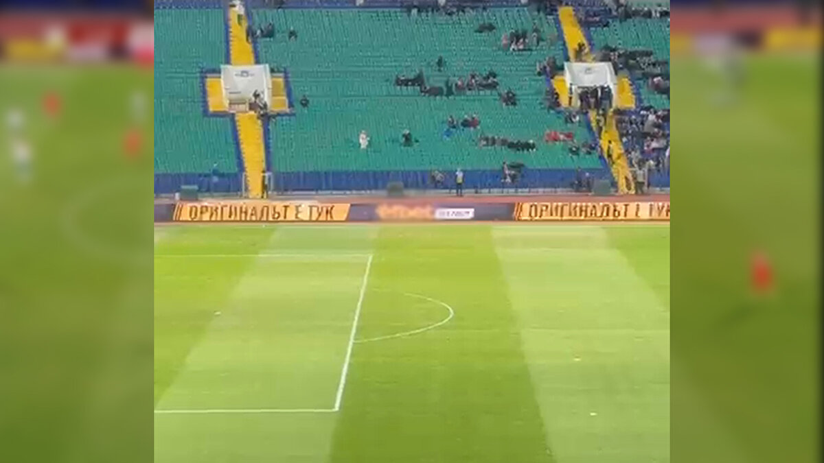 Ne olmuştu?<br><br>Daha önce TV8 ve EXXEN platformunda yayınlanan futbol müsabakalarında sanal reklam teknikleriyle ruhsatsız ve yasadışı bahis sitelerinin reklamlarının yapıldığı iddiasıyla ‘kişileri reklam vermek ve sair surette spor müsabakalarına dayalı sabit ihtimalli veya müşterek bahis ya da şans oyunlarını oynamaya teşvik etmek’ suçlaması yapılmıştı.