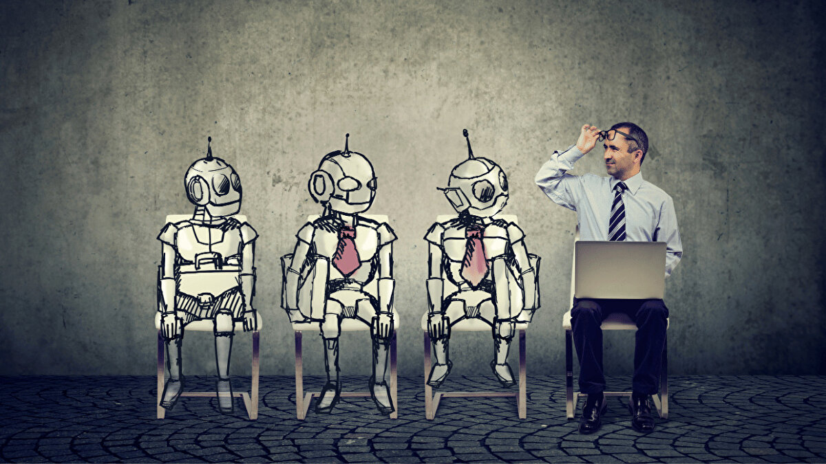 Türkiye Gazetesi’nin haberine göre, Kumru yalnızca masaüstü sistemlerle sınırlı değil. Modelin açık kaynaklı ve daha küçük versiyonu olan Kumru-2B, 2 milyar parametreyle geliştirildi ve sadece 4,8 GB bellekle çalışabiliyor. Bu versiyon, Hugging Face platformu üzerinden erişime açık durumda ve mobil cihazlarda bile çalıştırılabiliyor.