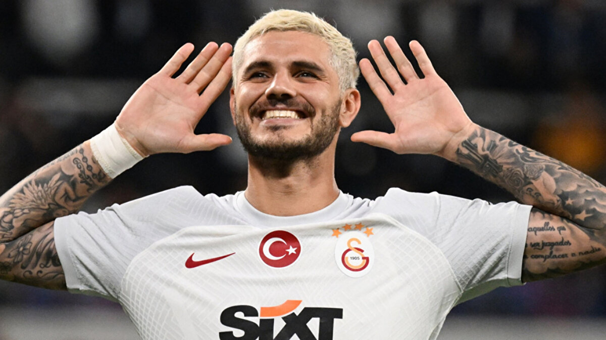 Yüksek maaş ve liderlik teklifi<br><br>Transfer kaynaklarına göre kulüpler, Icardi’ye hem yüksek maaş hem de takım liderliği rolü sundu.<br>Özellikle Club America’nın, projelerinde Icardi’yi merkezde görmek istediği belirtiliyor.<br>Arjantin temsilcisi Estudiantes ise “ülkesine dönüş” vurgusuyla teklif yaptı.