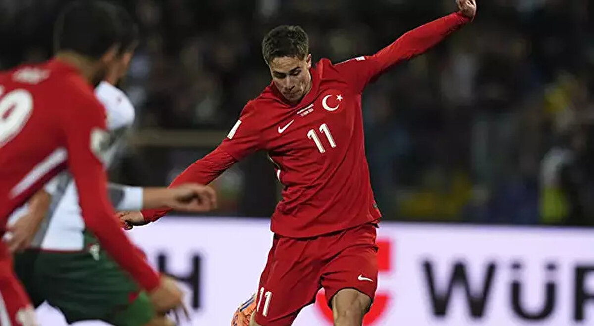 La Stampa: "Yıldız beş dakikada iki gol attı, Juventus alkışladı"<br><br>"Türkiye dün gece, enerjik ve golcü Kenan Yıldız'ı dünya çapında üne kavuşturdu. Yıldız, beş dakikada iki gol atarak Vincenzo Montella yönetimindeki Türkiye'nin (Bulgaristan'ı deplasmanda 6-1 yenerek) E Grubu'nda altı puanla İspanya'nın ardından ikinci sıraya yükselmesini sağladı."